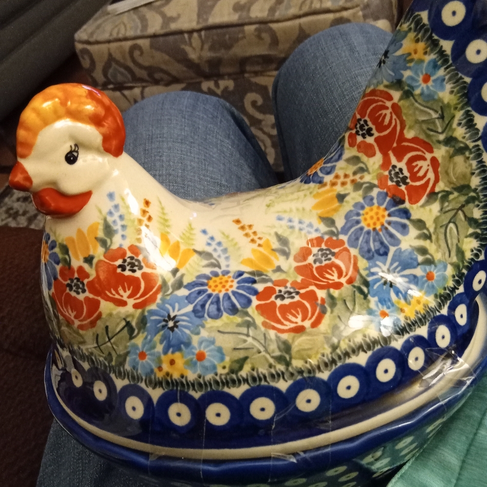 Polish Pottery Setting Hen Casserole Serving dish Dish